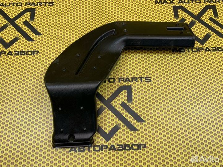 Воздуховод передний левый Ford Focus 3 хетчбек 1.6