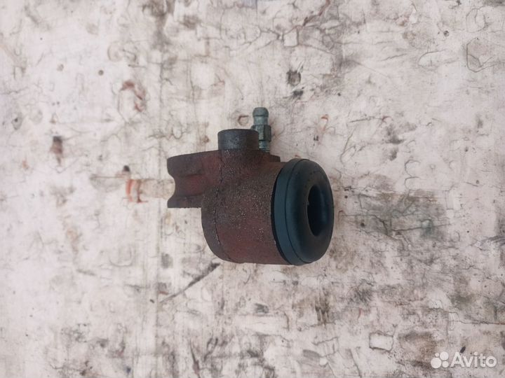 Цилиндр тормозной передний верх. УАЗ (газ 24)