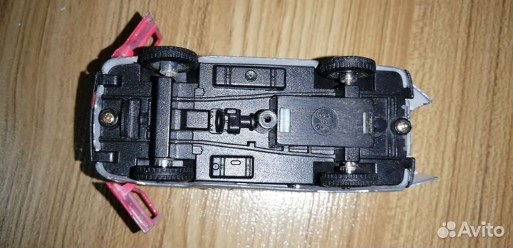 Машинки буханка и волга