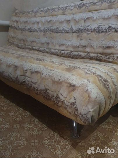 Диван (фабричный)