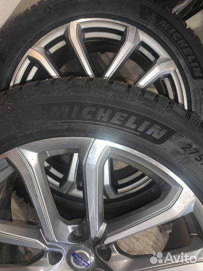 Michelin X-Ice North 4 SUV 275/45 R20 110T