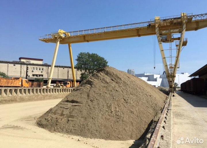 Песок карьерный с доставкой
