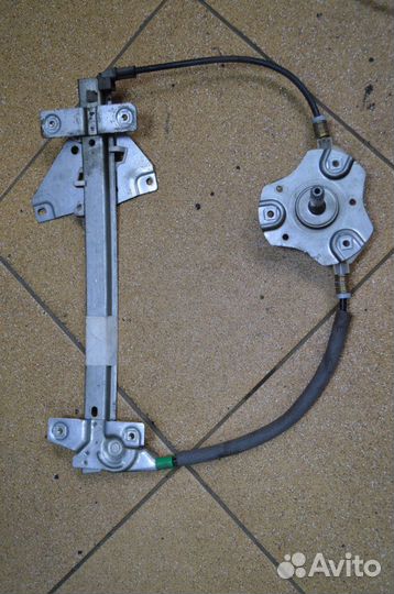 Стеклоподъемник передний Volvo S40 I