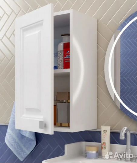 Шкафчик-пенал в ванную комнату