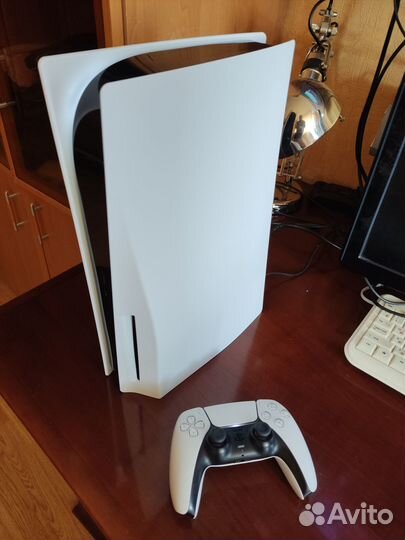 PS5 с дисководом и 22 играми