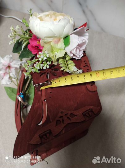 Подарочная корзинка с искус.цветами