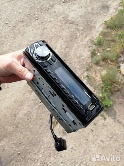 Магнитола Pioner