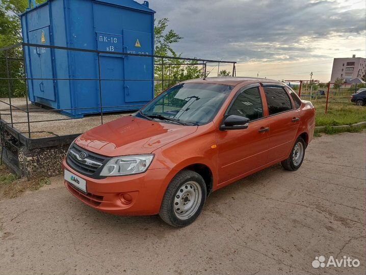 LADA Granta 1.6 МТ, 2013, 112 000 км