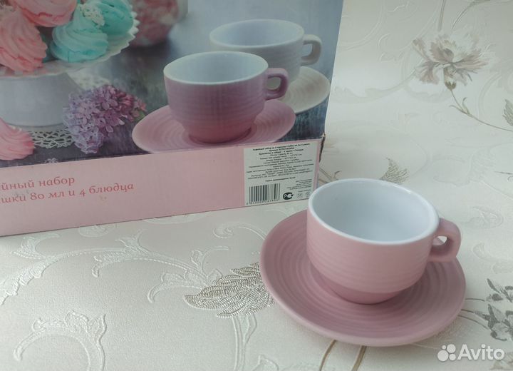 Кофейный набор (четыре чашки+блюдца)