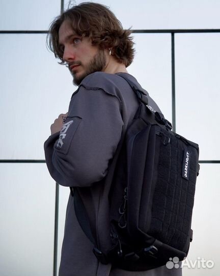 Кросс-боди sling сумка darklight Blink king size