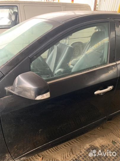 Дверь передняя левая Renault fluence