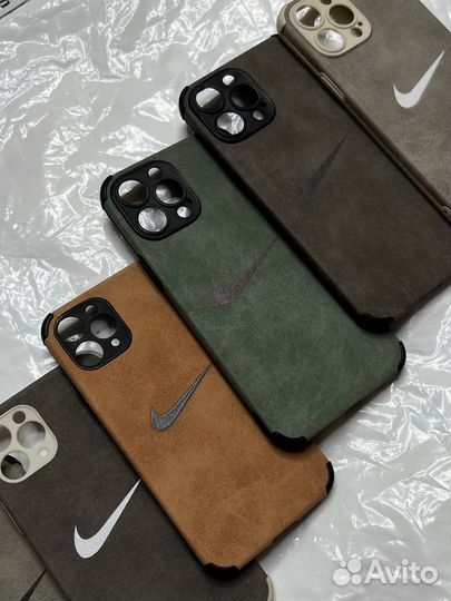 Чехлы на iPhone