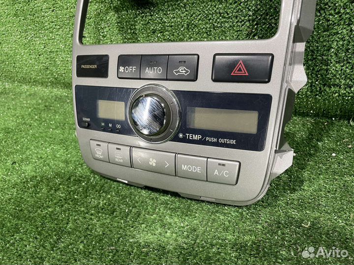 Блок управления климат-контролем toyota ipsum ACM2