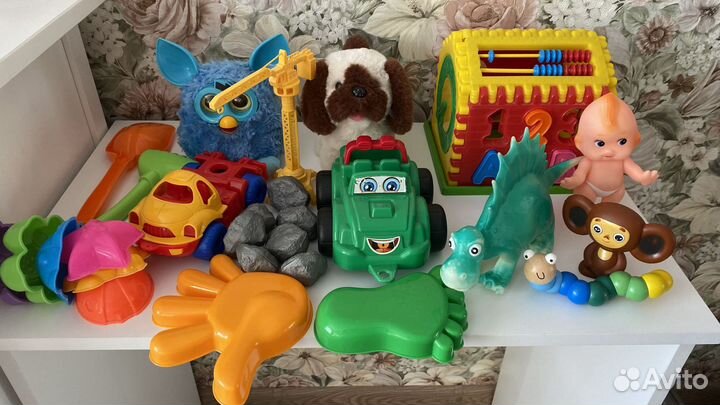 Игрушки развивающие, музыкальные в одни руки