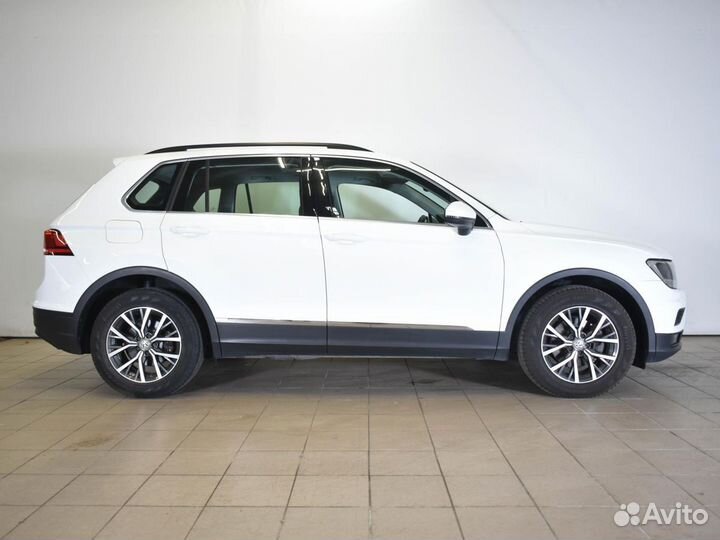 Volkswagen Tiguan 2.0 AMT, 2017, 45 180 км