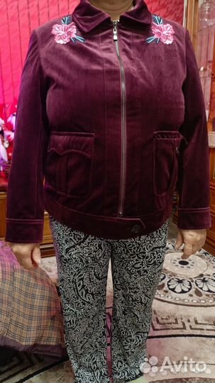 Продам куртка женская бордового цвета демисизонное