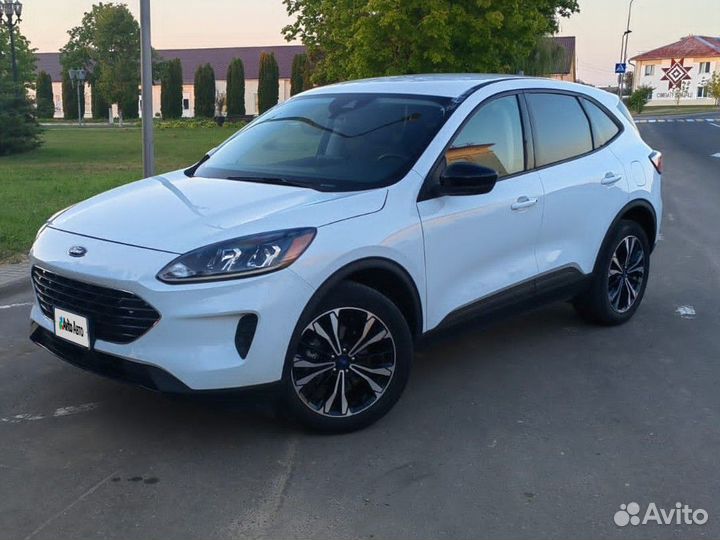 Ford Escape 1.5 AT, 2022, 24 000 км