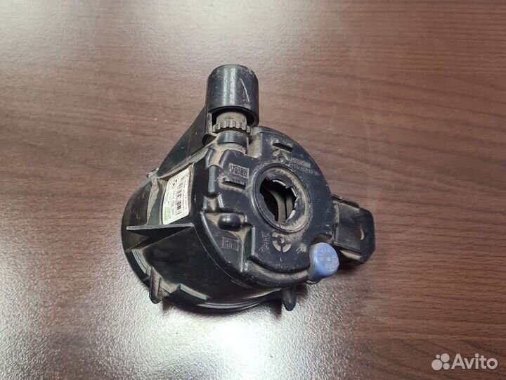 Фара противотуманная правая для BMW X5 E70 07-13