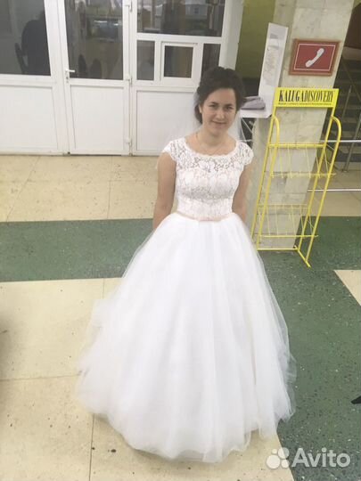 Свадебные платья 44-46 размера