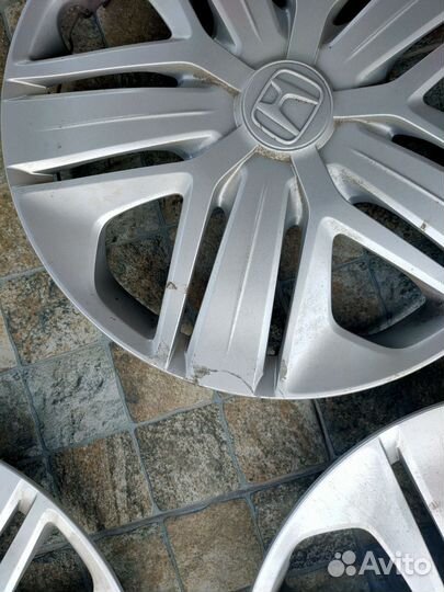 Колпаки на honda Fit