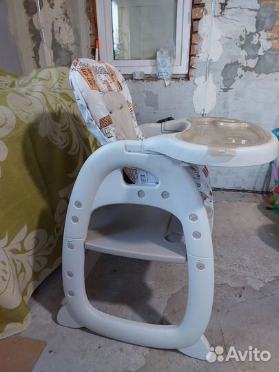 Продам детский столик