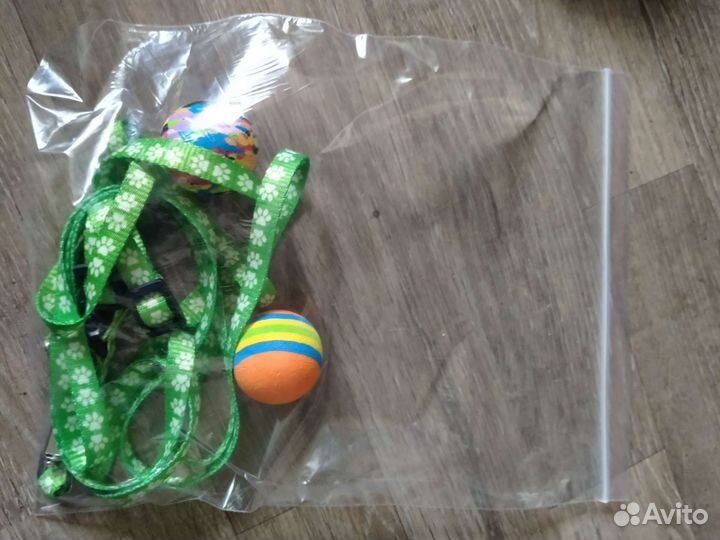 Шлейка для кошек или маленьких пород собак