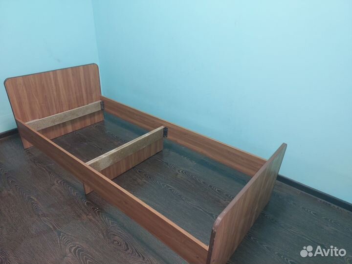 Кровать с матрасом бу