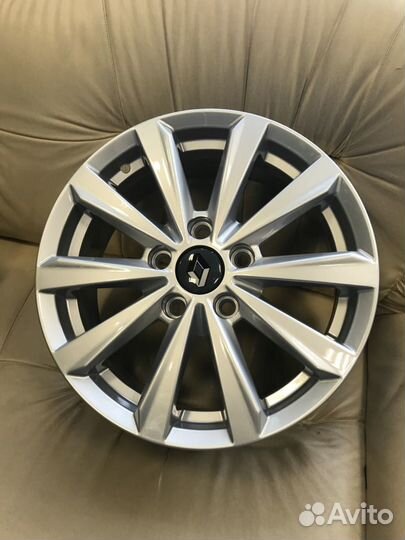 Диск Replica KC 737 6,5x16 5x114,3 et50 d66.1