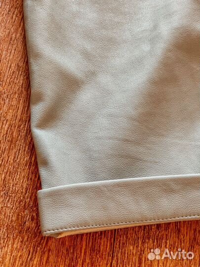 Брюки кожаные Mango