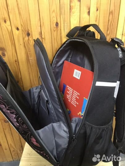 Рюкзак школьный