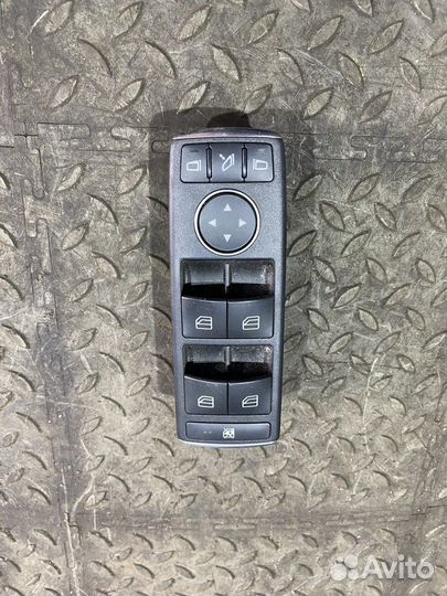 Блок управления стеклоподъемниками