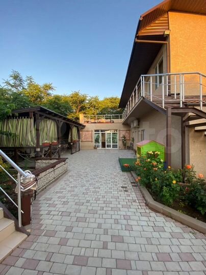 Дом 130 м² на участке 4 сот.