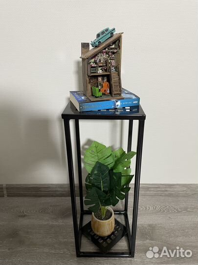 Подставка для кашпо