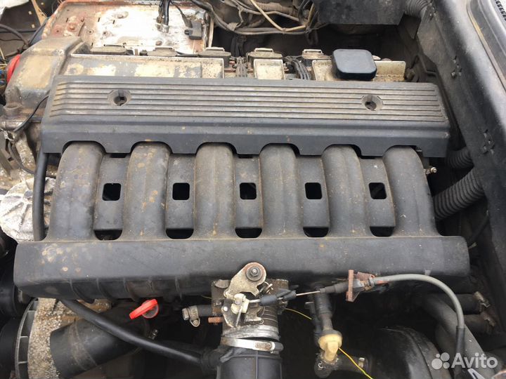 Впускной коллектор bmw E 34 520I M 50