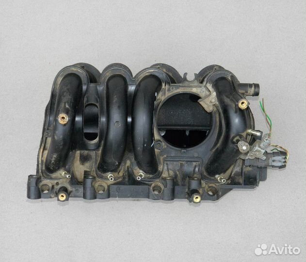 Коллектор впускной Renault Logan 1.4 7700273860