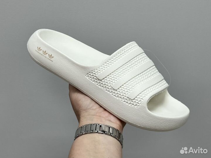 Сланцы женские adidas