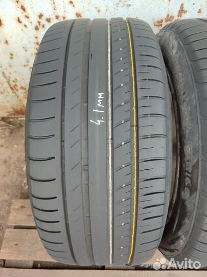 Viatti Strada Asimmetrico V-130 255/45 R18