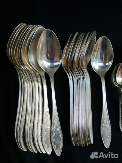Мельхиор столовые ложки вилки