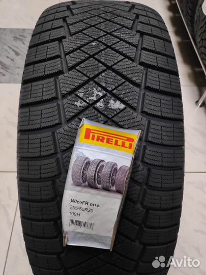 Pirelli Ice Zero FR 255/50 R20 109H