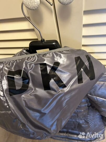 Легкий пуховик dkny xxs