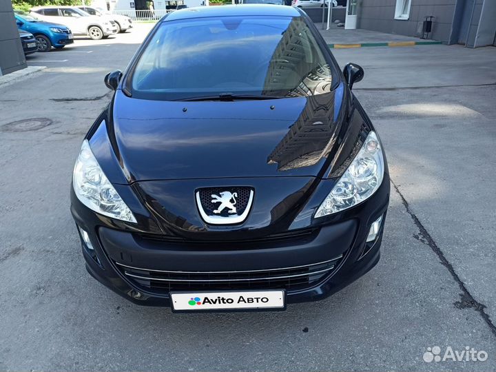 Peugeot 308 1.6 МТ, 2010, 113 800 км