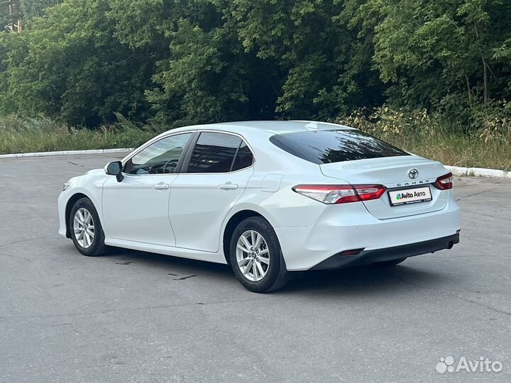 Toyota Camry 2.0 AT, 2019, 52 900 км