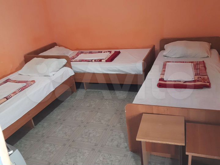 Комната 8 м², 2/2 эт.