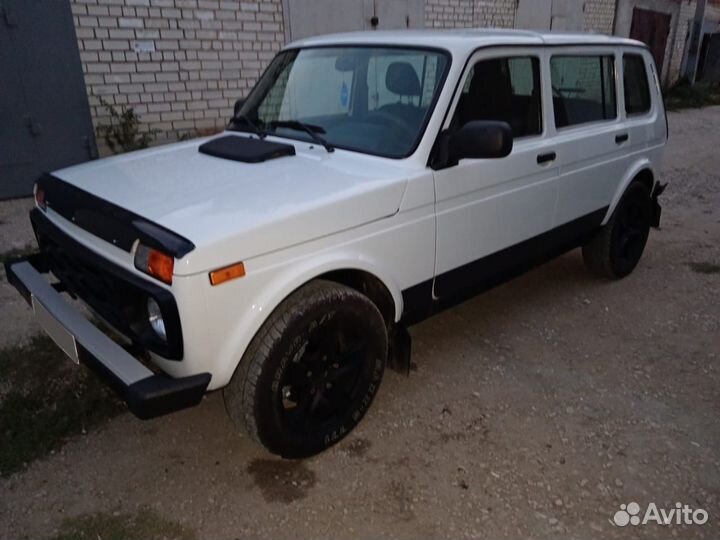 LADA 4x4 (Нива) 1.7 МТ, 2016, 112 000 км