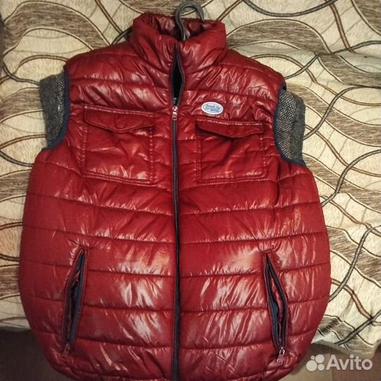 Жилет с капюшоном.XL