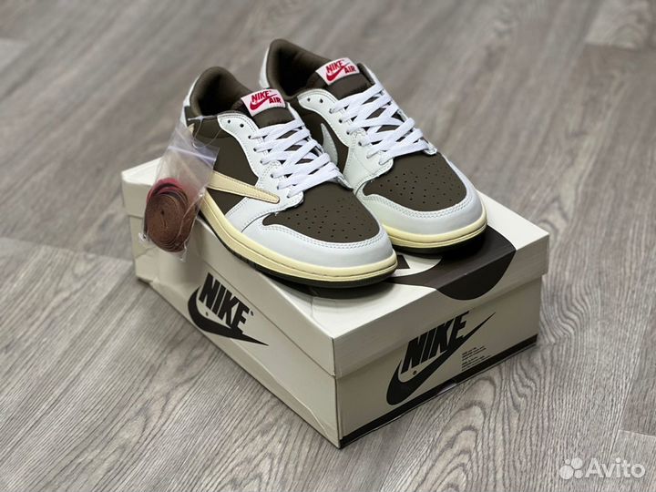 Air Jordan 1 Low Travis Scott Reverse Mocha