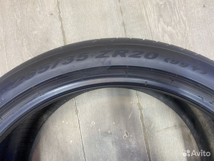 Pirelli P Zero 265/35 R20