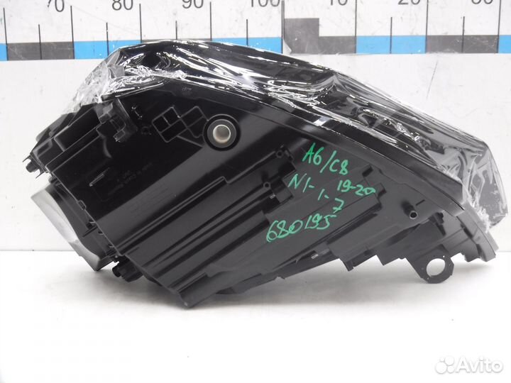 Фара правая на Audi A6