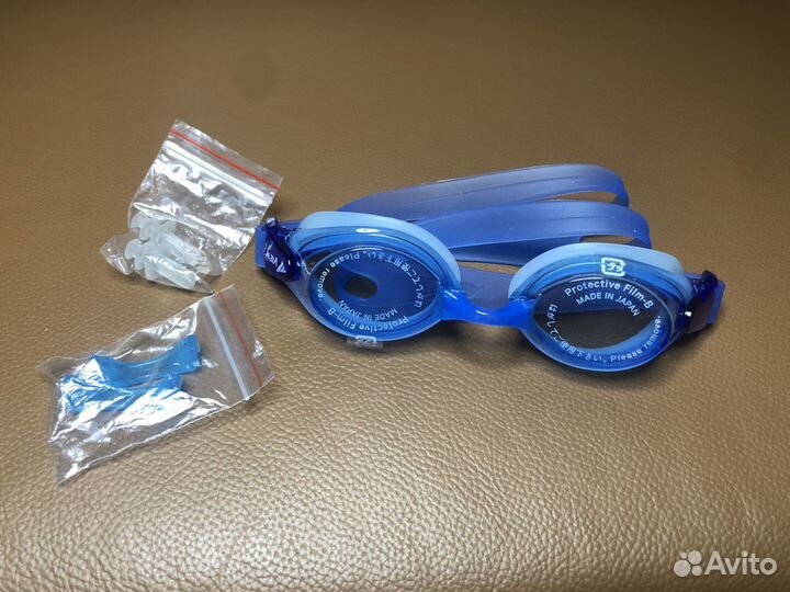 Очки для плавания детские новые
