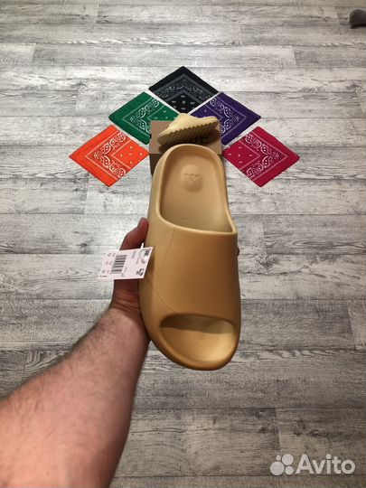 Тапки Adidas yeezy slide бежевые